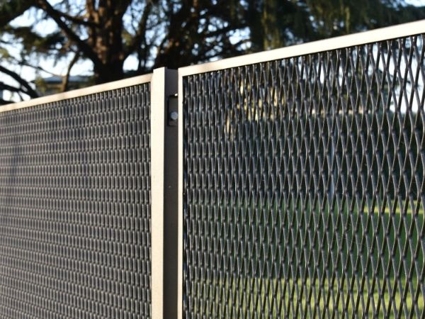 expanded-metal-security-fence-list