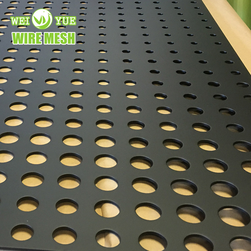 Round Hole Perforated Metal Mesh