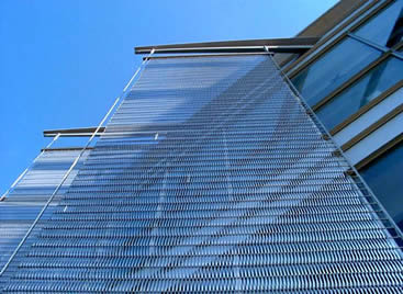 conveyor-belt-mesh-facade